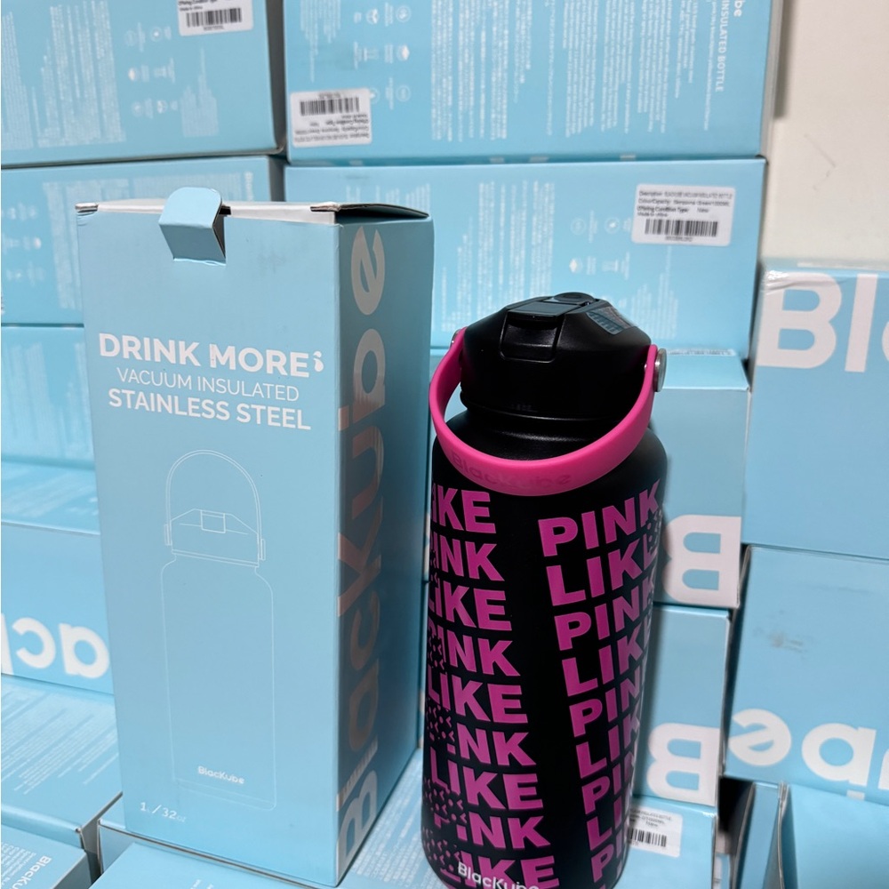 Blackube Straw Water Bottle, 1800ml Vacuum Double Wall Sports Bottle